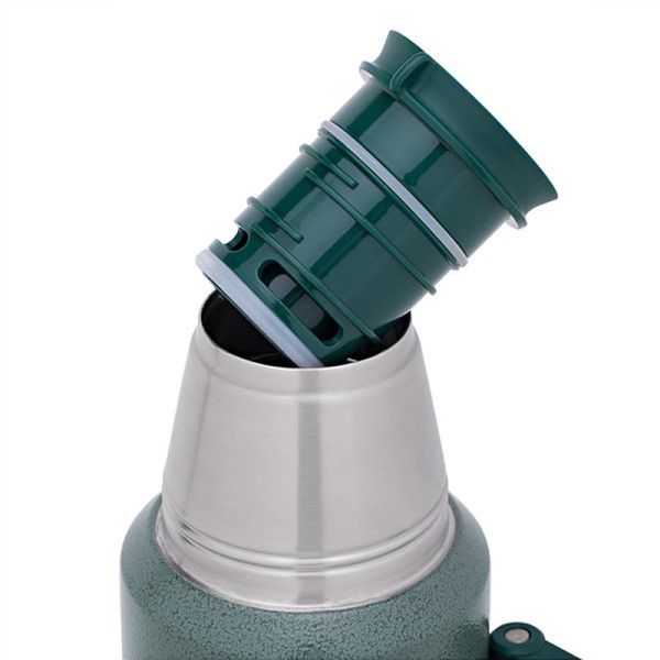 فلاسک استنلی مدل The Legendary Classic Bottle کد F 2021 گنجایش 1.4 لیتر