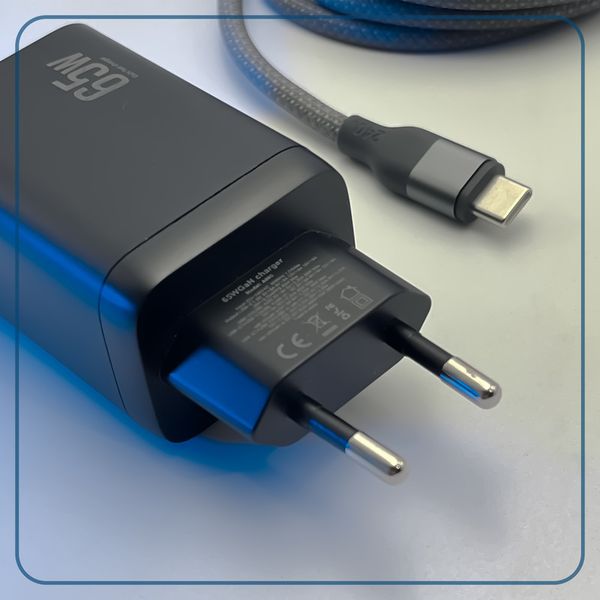 شارژر دیواری 65 وات وونک مدل PD-65W به همراه کابل دو متری USB-C