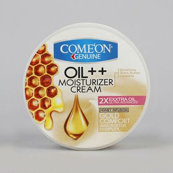 کرم مرطوب کننده کامان مدل ++ Oil حجم 250 میلی لیتر