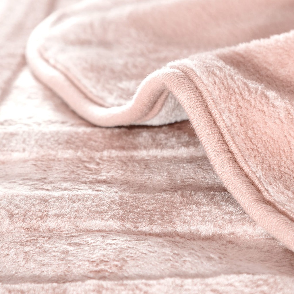 تصویر پتو مدل pudra برجسته برند مادام کوکو 2 نفر 