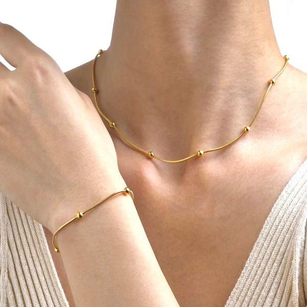 گردنبند و دسبتند توپی