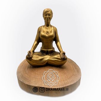 مجسمه دختر مدیتیشن