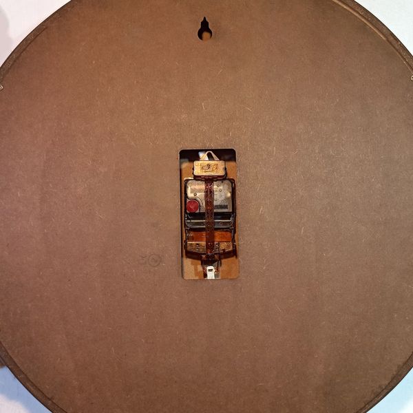 ساعت دیواری شوبرت مدل 6428*823