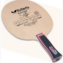 چوب راکت اشلایگر کربن لایت از برند باترفلای