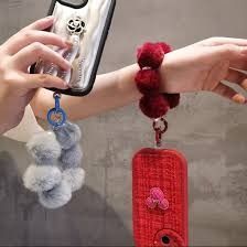 آویز پشمالو پوم موبایل فون چارم