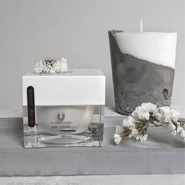 کرم ضد چروک روز لاکچری کوین مدل گلیسرین