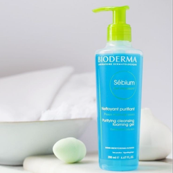 فوم ژل شستشوی صورت بایودرما BIODERMA مدل سبیوم Sebium حجم 200