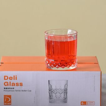 شربت خوری کوتاه دلی