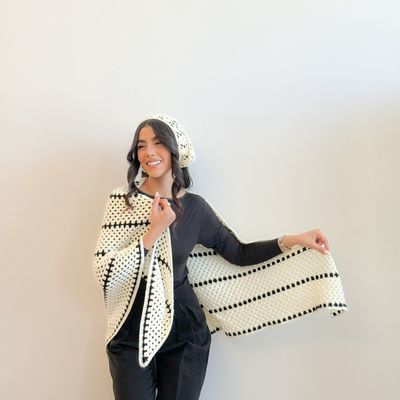 اشارپ زنانه دستبافت شاهو مدل Ivory Lines