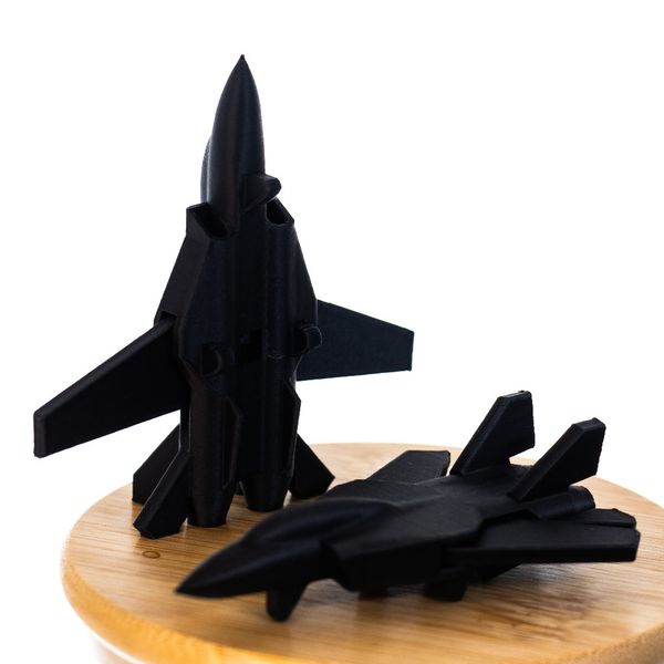 جنگنده F-14 تامکت بال متحرک کوچک