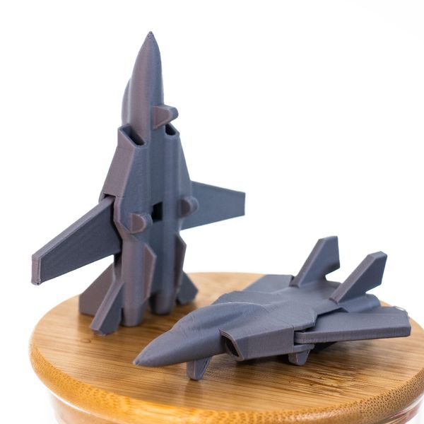 جنگنده F-14 تامکت بال متحرک کوچک