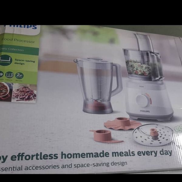 قبل خرید تماس بگیرید غذاساز فیلیپس مدل HR7320 ظرفیت 2.1 لیتر 2 سرعته