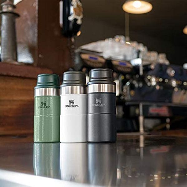 ماگ سفری استنلی مدل Classic Trigger Action کد F2021 گنجایش 0.250 لیتر