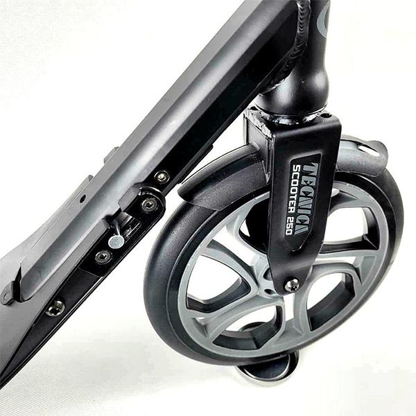 اسکوتر مدل TECNICA S250