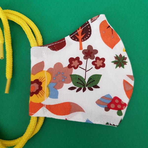 ماسک پارچه‌ای بچگانه مدل گل