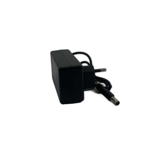 پنکه شارژی رومیزی مدل PRO_2026 ظرفیت 4000 میلی آمپر ساعت