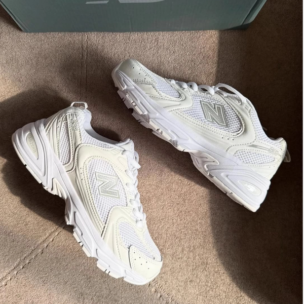 کتونی نیوبالانس 530 سفید ویتنام new balance
