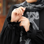 عبا دلارام
