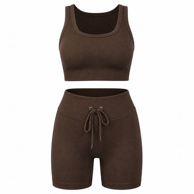 ست نیم‌تنه و شلوارک ورزشی زنانه مدل GS-M-181402