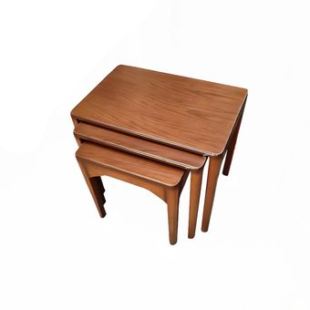 میز عسلی مستطیل با پایه چوب و صفحه MDF مدل M240 مجموعه 3 عددی