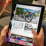 تبلت 11 اینچ اپل مدل iPad Air 2026 M4 Wi-Fi ظرفیت 256 گیگابایت و رم 12 گیگابایت، رزولوشن دوربین اصلی 12 مگاپیکسل، پشتیبانی از قل