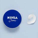 کرم مرطوب کننده نیوآ مناسب انواع پوست حجم 150 میلی لیتر