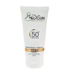 کرم ضد آفتاب بی‌رنگ مدیسان، SPF 50، مناسب پوست‌های چرب و معمولی با حجم 50 میلی‌لیتر، محافظت‌کننده در برابر اشعه‌های UVA و UVB، د