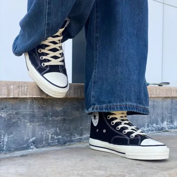 آلستار ساقدار 1970 مشکی کرم