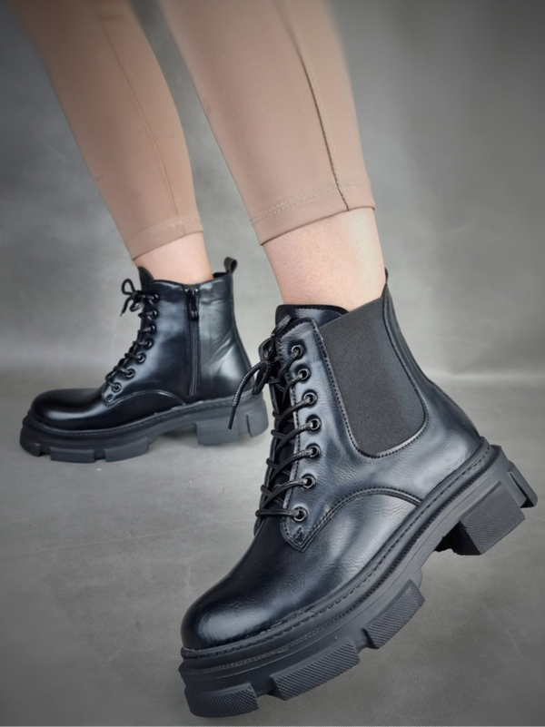 نیم بوت کشی کارناوال