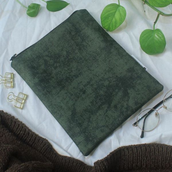 کیسه کتاب سبز تیره