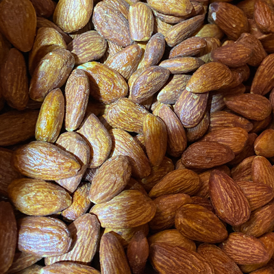 بادام درختی.  شور