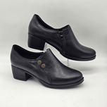 کفش طبی دکمه ای