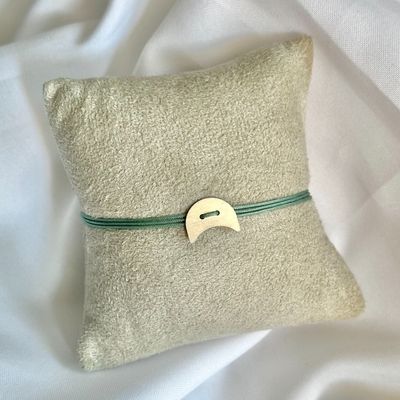 دستبند هلال ماه