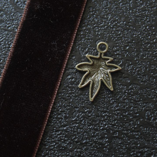 بوکمارک مخمل