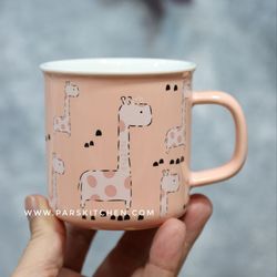 ماگ سرامیکی طرح زرافه گلبهی