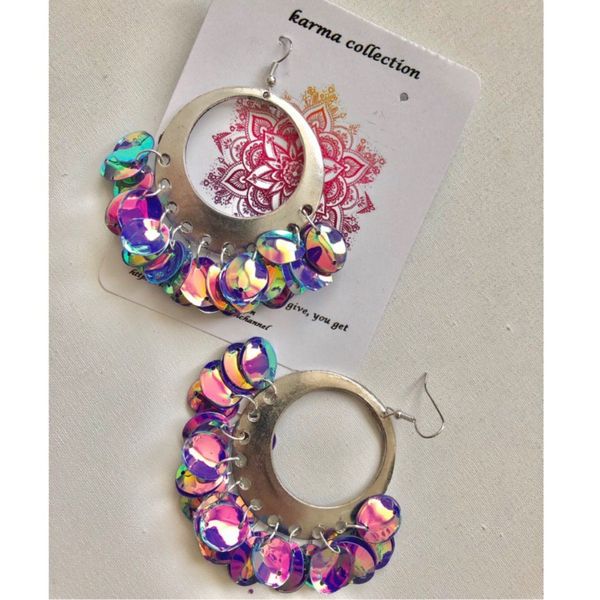 گوشواره بنفش هفت رنگ