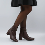 نیم بوت نوک تیز