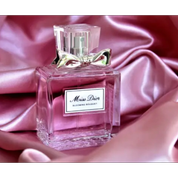 عطر و ادکلن