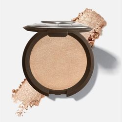 هایلایتر بکا شیمیرینگ اسمش باکس مدل ROSE QUARTZ