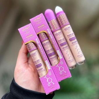 کانسیلر پد دار آرت‌ اسکین Artskin مدل Eraser در 3 شماره رنگ