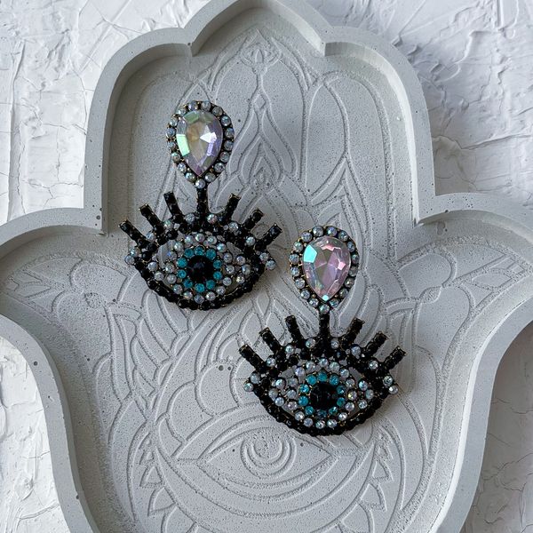 گوشواره چشم