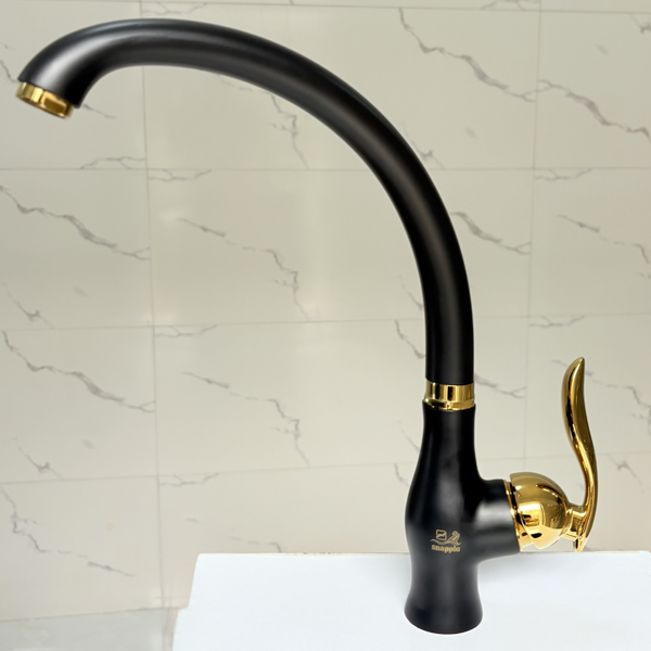 شیر آشپزخانه اسناپل مدل رهام | طراحی مدرن، بدنه برنجی و پرلاتور کاهنده مصرف آب