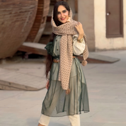 شال نخى طرحدار