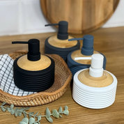 جا مایع و سرویس بهداشتی