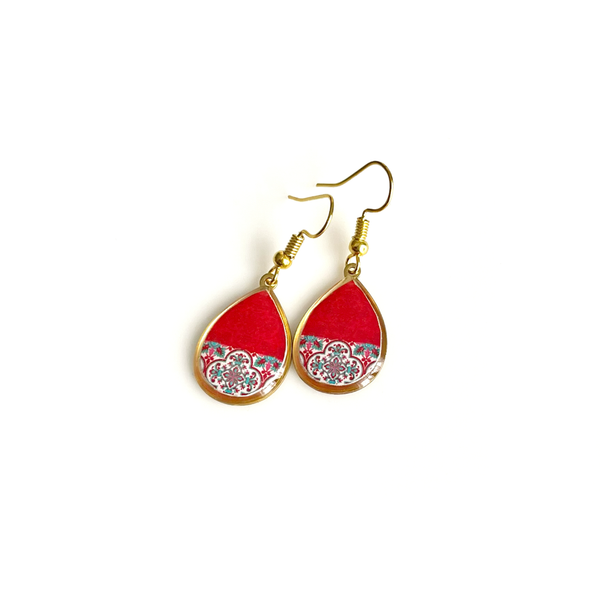 گوشواره اشکی کوچک سری قرمز