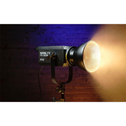 ویدیو لایت و شکل دهنده های نور