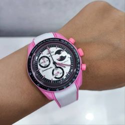 ساعت امگا سواچ بند رابر ماه صورتی MoonSwatch سوپر مستر کوالیتی