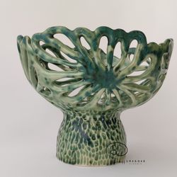 کاسه پایه دار مرداب