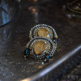 گوشواره زمین (2)