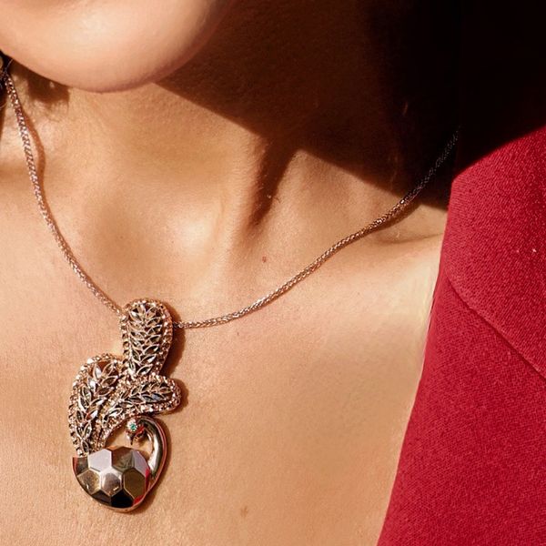 گردنبند طاووس